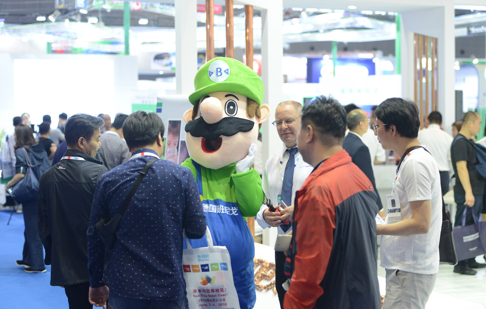 上海展臺搭建-8月上海水展即將復蘇萬億市場 展會新聞 第2張-聯拓創意 上海展臺搭建-8月上海水展即將復蘇萬億市場 展會新聞 第2張